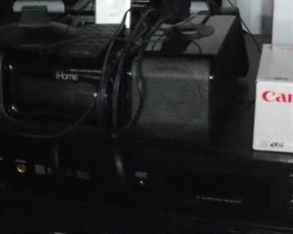 iHome IH8 and IP9 docking units