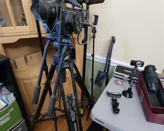 High Tech Video Production Equipment/Tripod