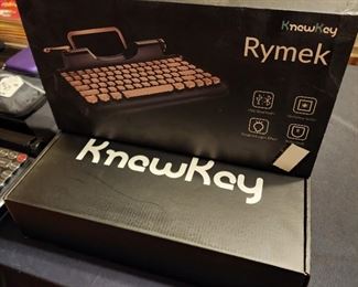 KnewKey Keyboard Rymek 