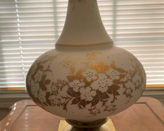 Vintage White and Gold French Provincial Table Lamp