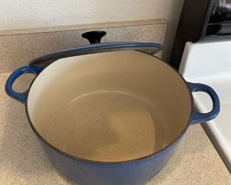 LE CREUSET 2.2 Dark Blue French Oven