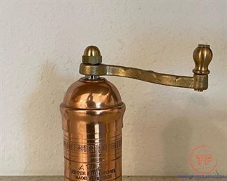 ATLAS Handmade Copper Peppermill with Sberna Deruta Dish