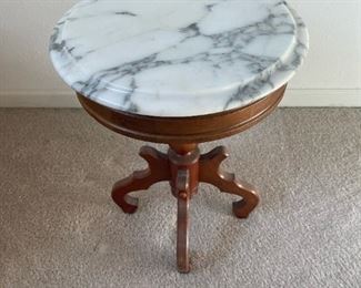 1930s Victorian Mahogany Side Table with Italian Marble Top