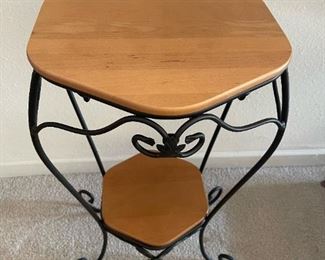 Longaberger Wrought Iron Generations Stand with Shelves