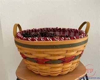 Longaberger 2000 Christmas Basket