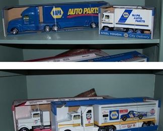 5 metal toy trucks - never played with