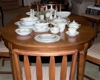 Mid-century modern dining room