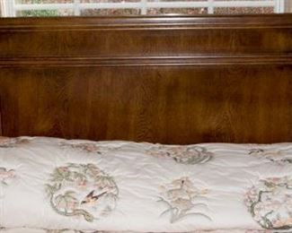 King size extra long bed