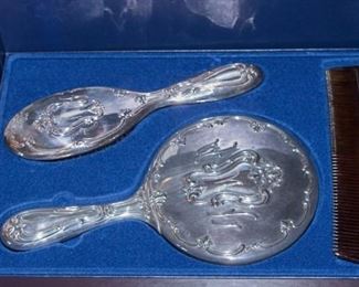 Comb and brush dresser set