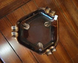 MID CENTURY ASHETRAY