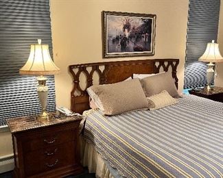 Thomasville King Bed and Bedroom Set 