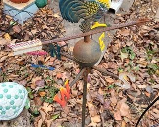 Cast iron rooster weather vane