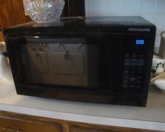 Frigidaire microwave