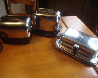 Chrome toasters, chrome waffle maker