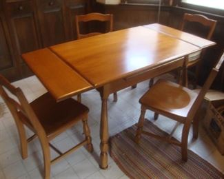 Solid maple kitchen table with 4 sturdy chairs