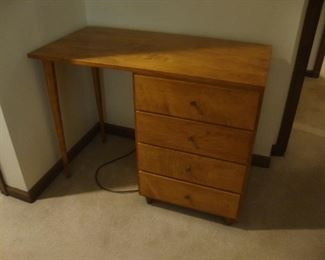 1960's desk with 4 drawers