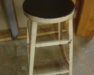 Metal stool