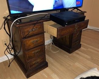 Great 7- drawer oak desk.