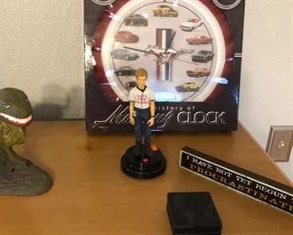 New Mustang clock