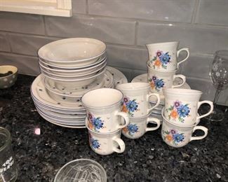 Breakfast-ware set
