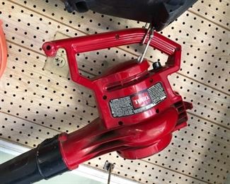 TORO leaf blower