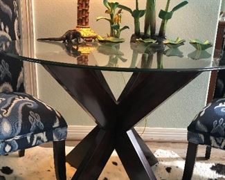 Black base/glass top table