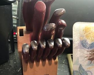 Knife set in block