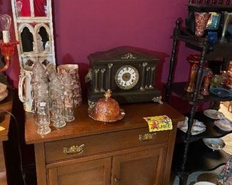 Antique clocks, furniture and glassware