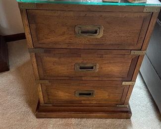 Hekman 3 drawer end table (vintage)