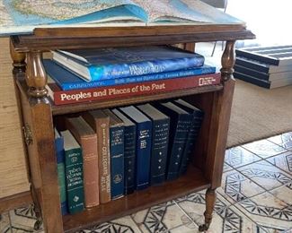 Encyclopedia stand