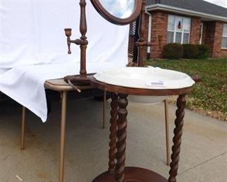Vintage Wash Basin & Stand