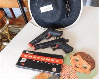 Vintage Toy Guns, Peek a Book