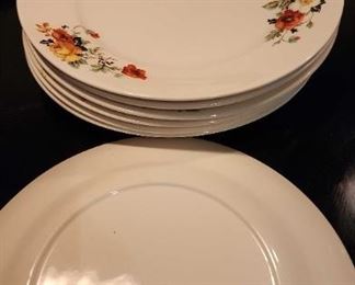 Vintage Homer Laughlin 7 Dinner Plates