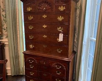 Thomasville reproduction highboy/ chest on chest