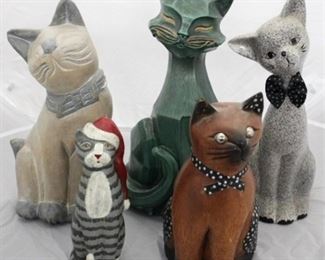 35 - 5 Assorted Cat Figures Assorted Sizes
