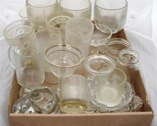 46 - Tray lot of assorted glass items
