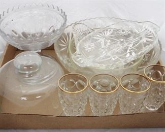 51 - Tray lot assorted glass items
