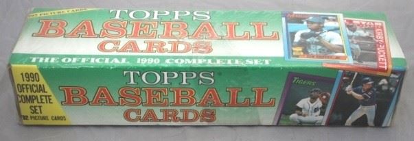 251 - 1990 Topps Baseball cards in box Sealed - complete set
