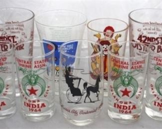 269 - 9 Assorted vintage collector glasses

