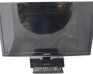435 - Samsung 24" LCD TV with remote
