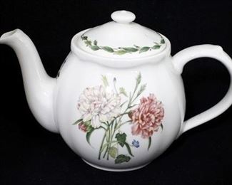 1179 - Noritake "Casual Gourmet" teapot 9 1/2 x 6 1/2
