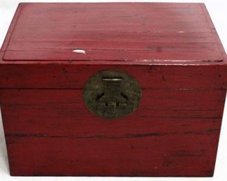 2335 - Red wooden trunk 22 x 34 x 23
