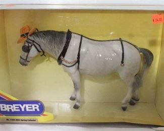 2361 - Breyer 1233 2004 Spring Collector Grey horse, harness & hat
