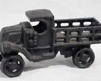 2463 - Cast Iron "Truck" 4.5" long
