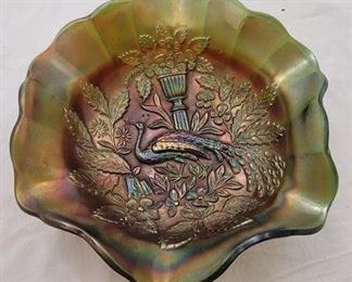 2880 - Peacock at the Fountain 9" bowl chip on bottom
