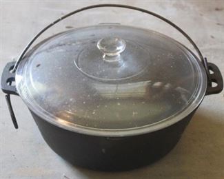 2887 - Cast Iron Dutch Oven with Glass Top 5 x 12
