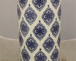 4088 - Blue & white umbrella vase 17 1/2"

