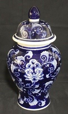 4091 - Blue & white 18" tall ginger jar
