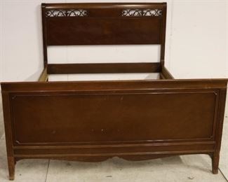6178 - Full size mahogany bed
