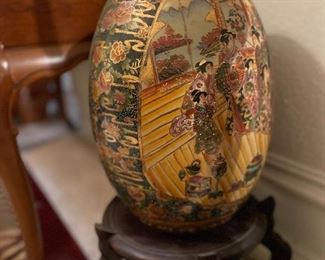 Large decorative Oriental egg